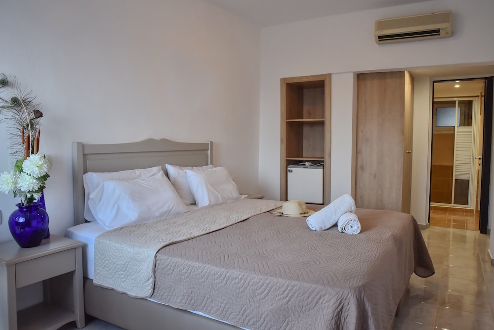 Bali Mare Village — Hotel rooms in Bali