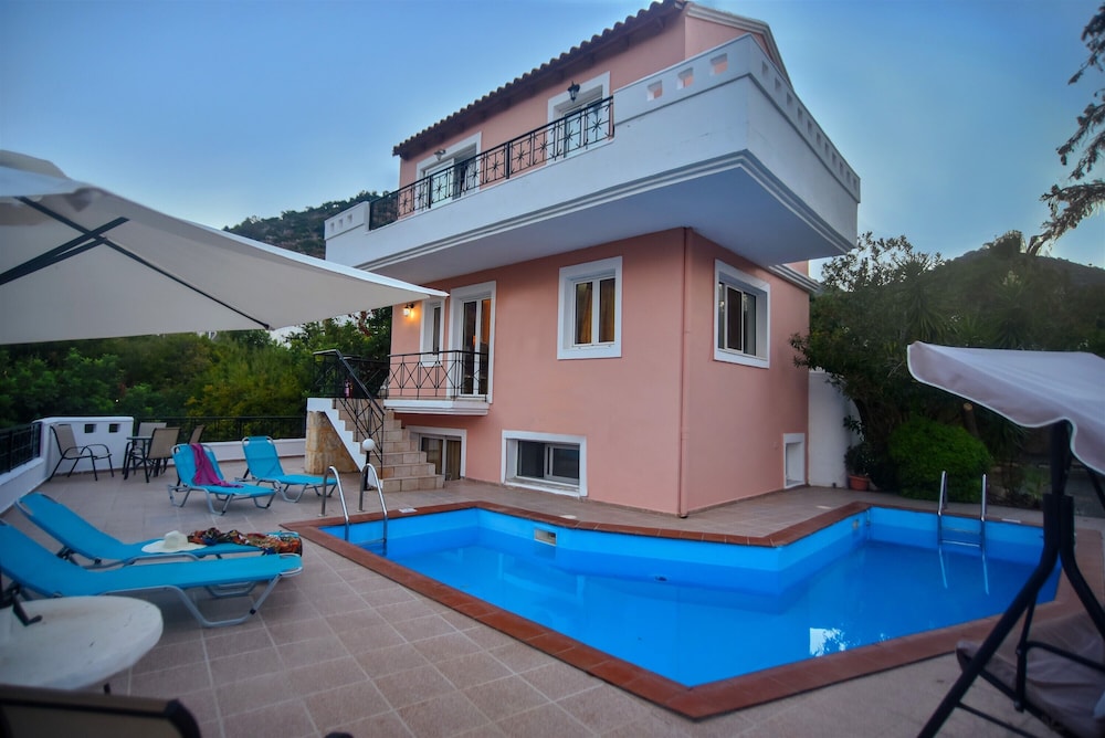 Bali Mare Village — Swimming pool in Bali