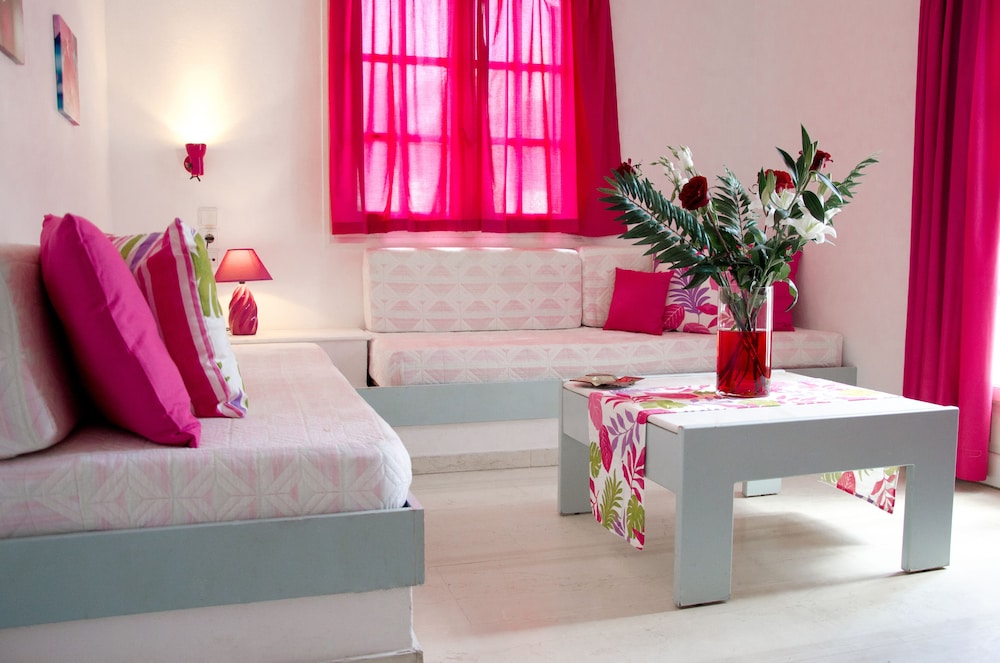 Galini Apartments — Hotel rooms in Malia
