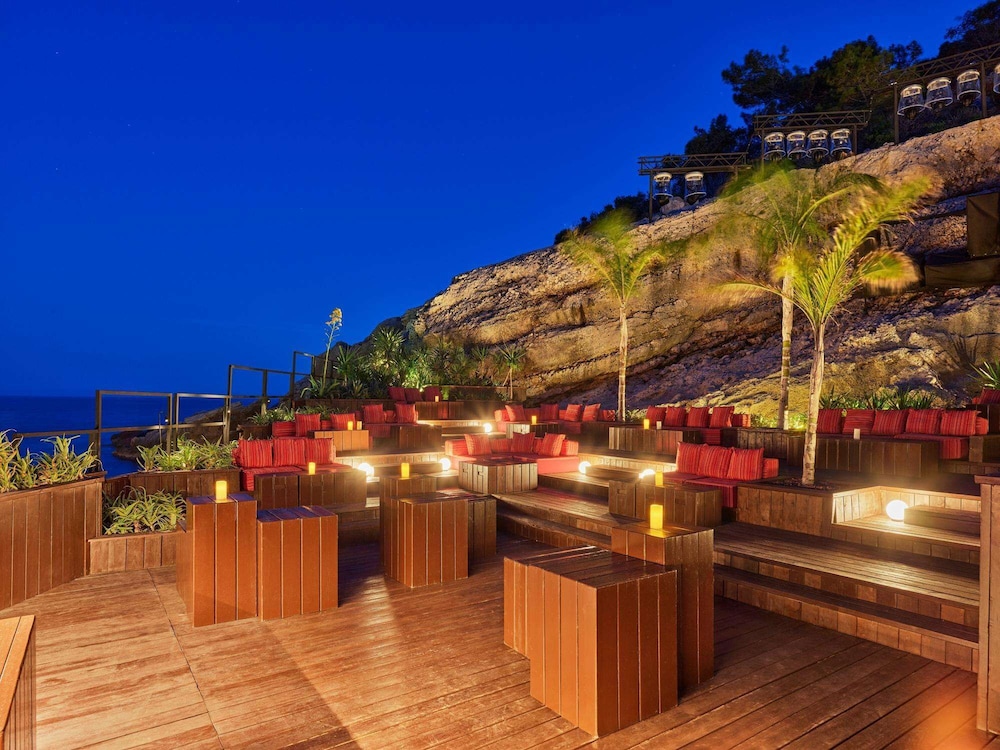 Maxx Royal Kemer — Restaurant & bars in Kemer