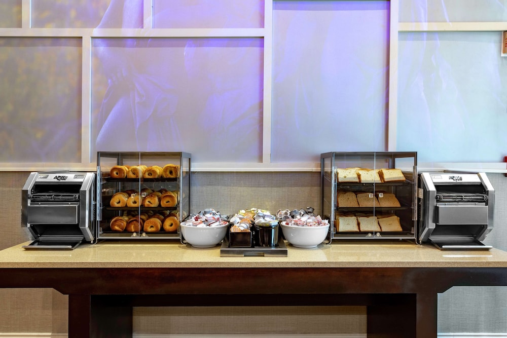 Homewood Suites New York/Midtown Manhattan Times Square — Restaurant & bars in New York City, New York State