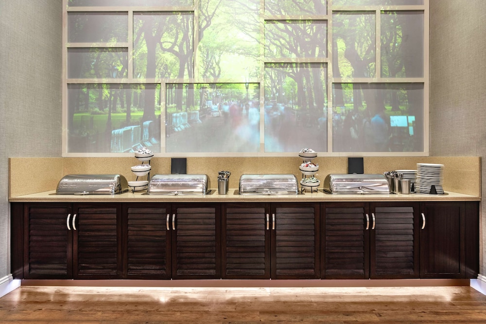 Homewood Suites New York/Midtown Manhattan Times Square — Restaurant & bars in New York City, New York State