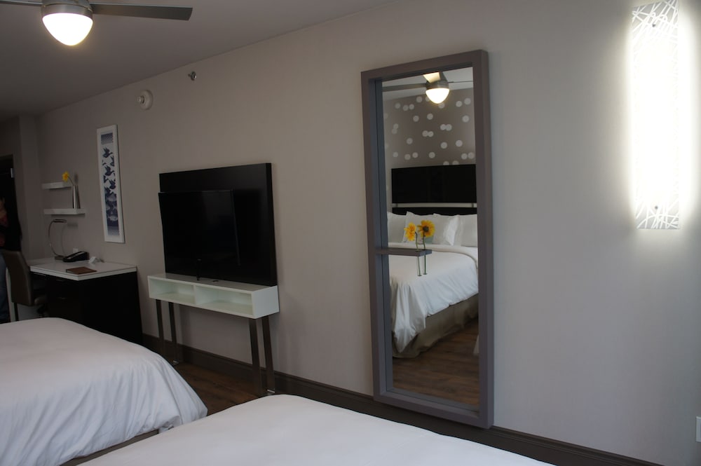 Homewood Suites New York/Midtown Manhattan Times Square — Hotel rooms in New York City, New York State