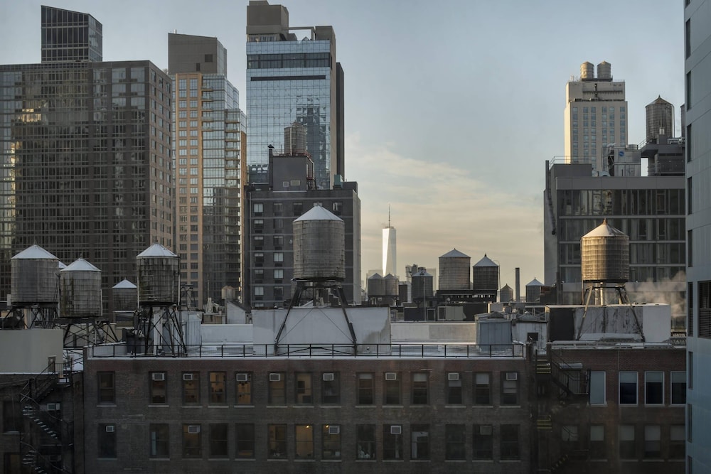Cambria Hotel New York - Chelsea — Attractions in the area in New York City, New York State