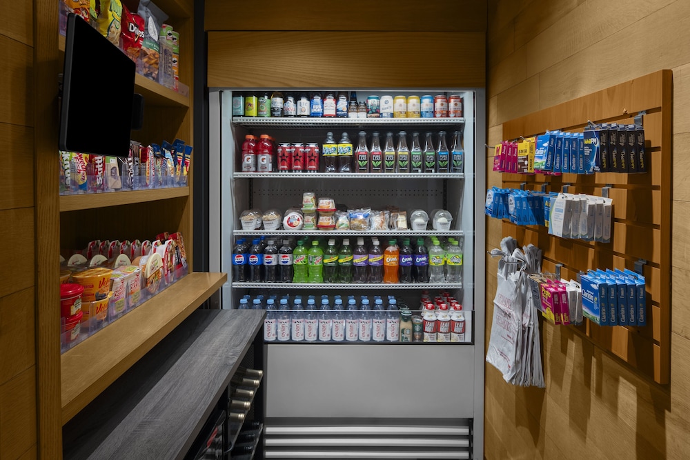 Cambria Hotel New York - Chelsea — Restaurant & bars in New York City, New York State