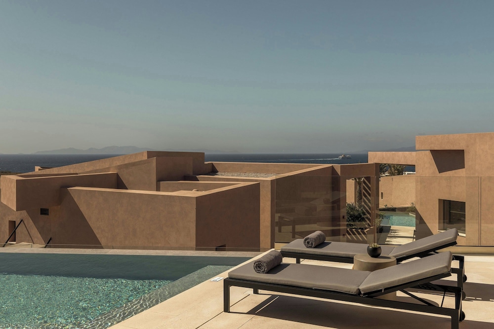 Domes Novos Santorini, Autograph Collection — Swimming pool in Oia, South Aegean