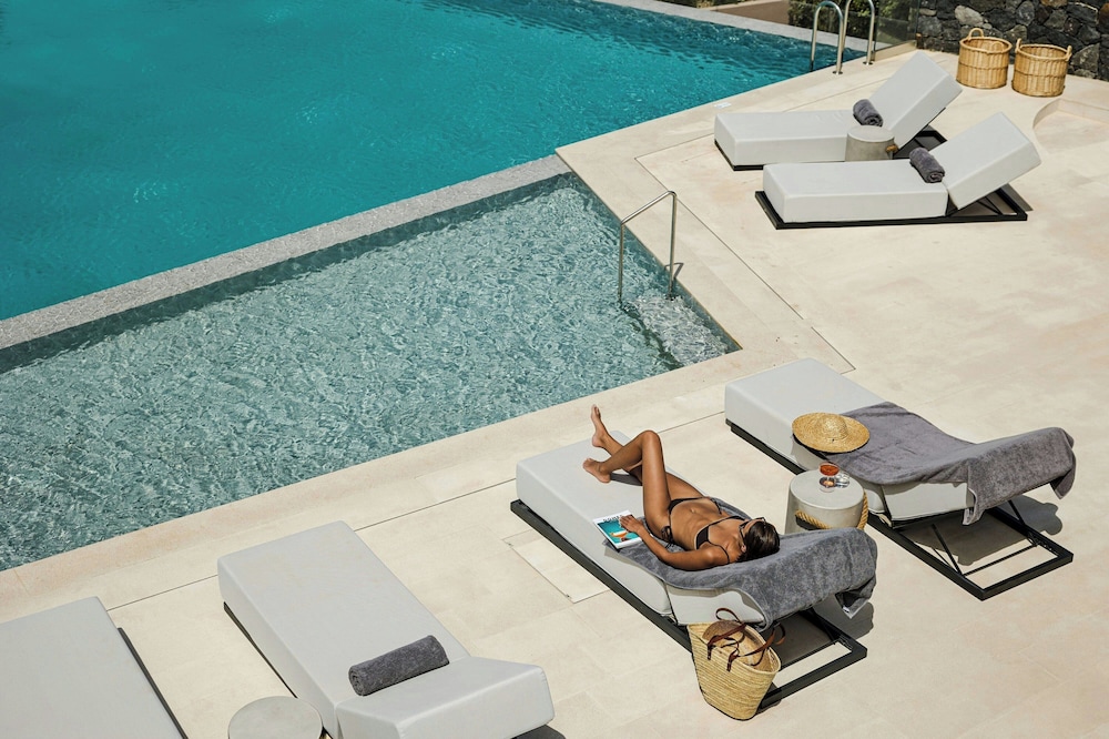 Domes Novos Santorini, Autograph Collection — Swimming pool in Oia, South Aegean