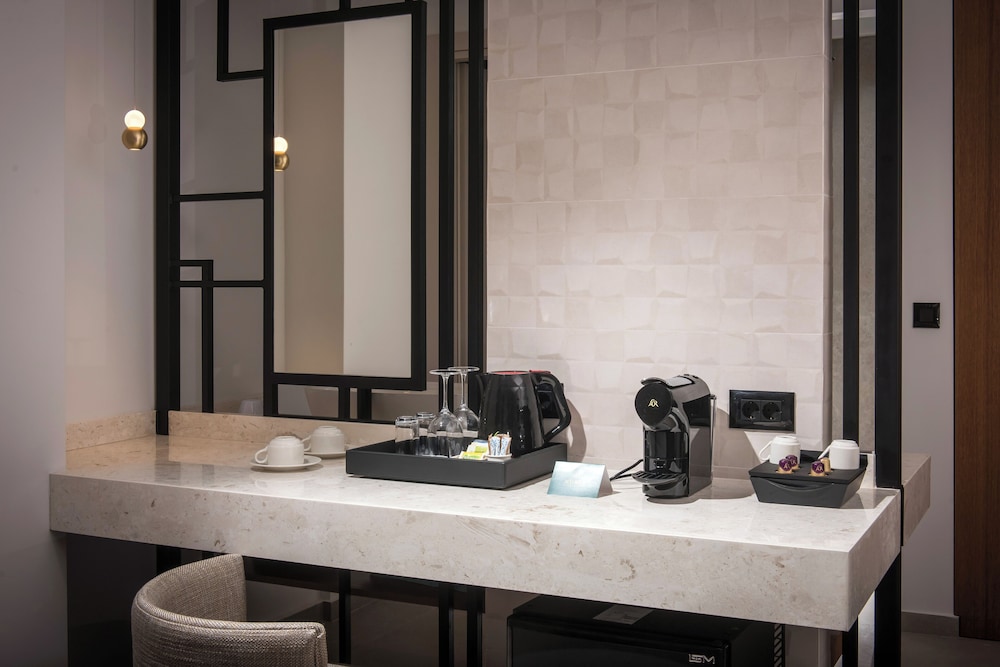 Noble Hotel Suites - Adults Only — Hotel rooms in Gouves