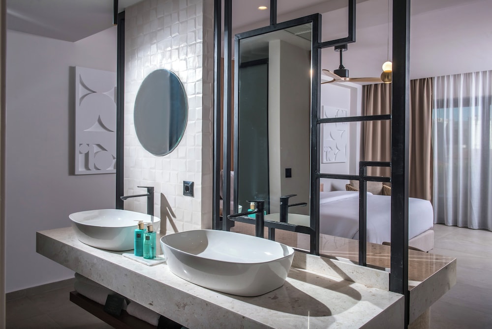 Noble Hotel Suites - Adults Only — Hotel rooms in Gouves