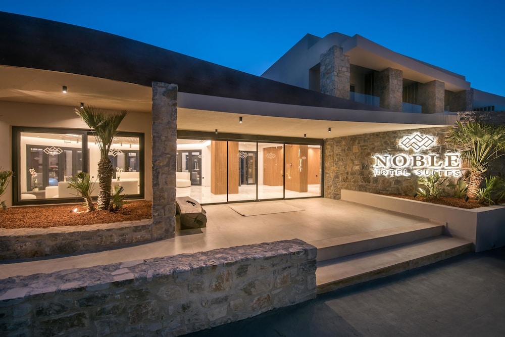 Noble Hotel Suites - Adults Only — Swimming pool in Gouves