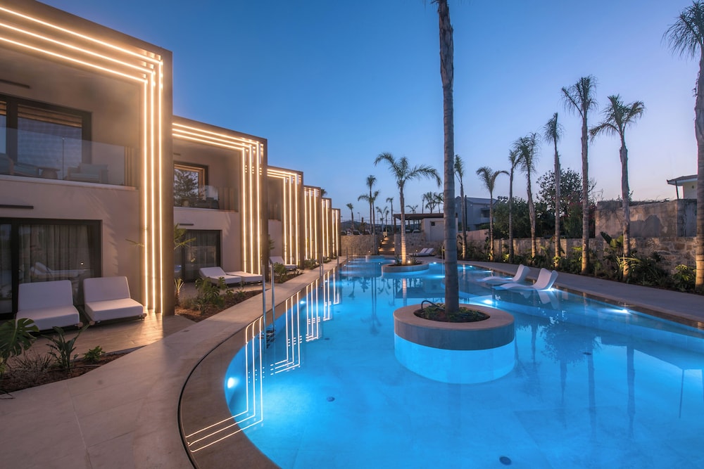 Noble Hotel Suites - Adults Only — Swimming pool in Gouves