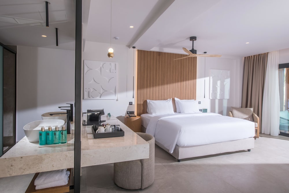 Noble Hotel Suites - Adults Only — Hotel rooms in Gouves