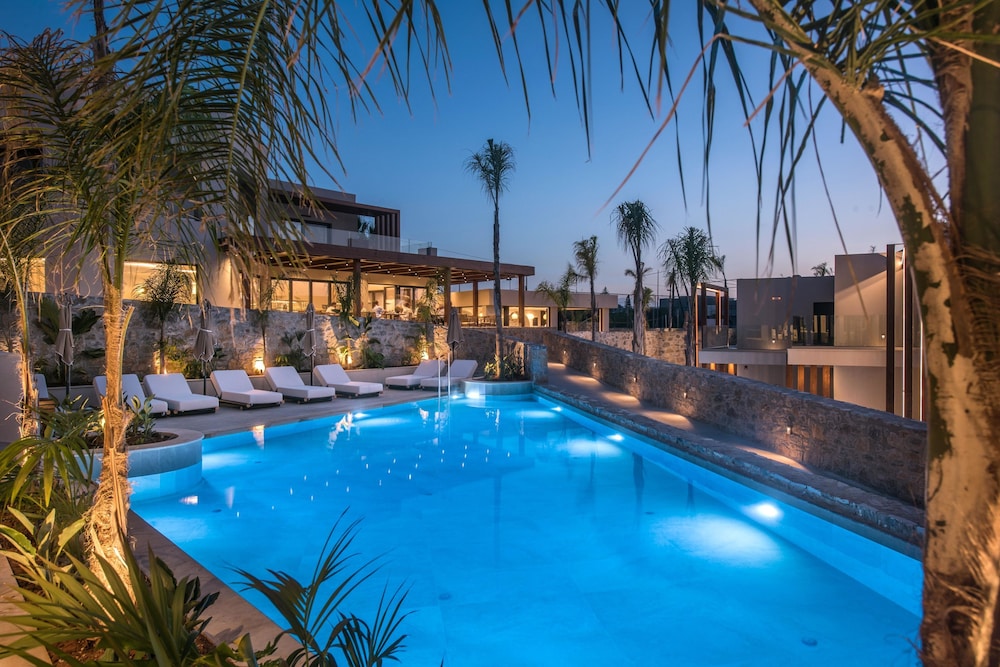 Noble Hotel Suites - Adults Only — Swimming pool in Gouves