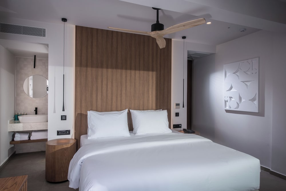 Noble Hotel Suites - Adults Only — Hotel rooms in Gouves