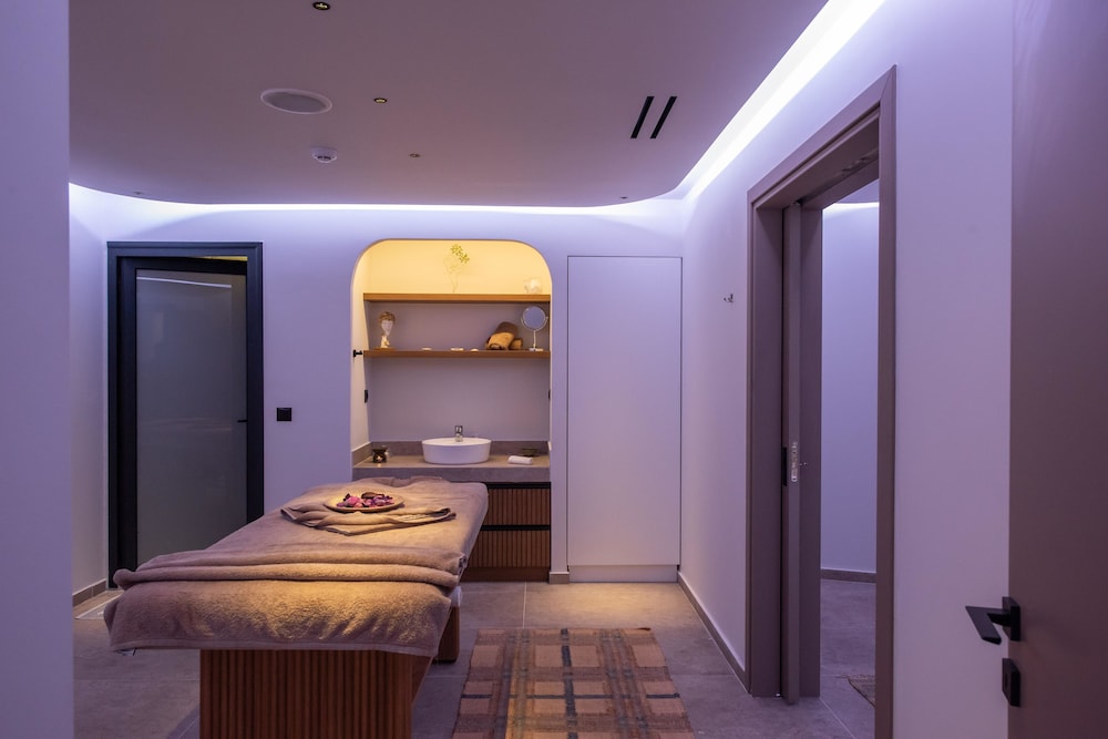 Noble Hotel Suites - Adults Only — Spa in Gouves