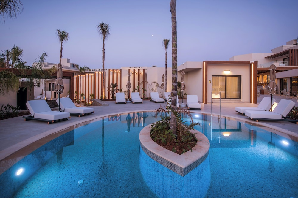 Noble Hotel Suites - Adults Only — Swimming pool in Gouves