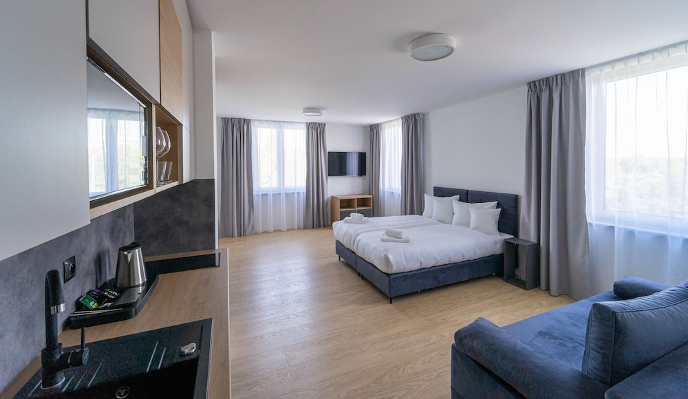 Milo Aparthotel — Hotel rooms in Wroclaw, Lower Silesia