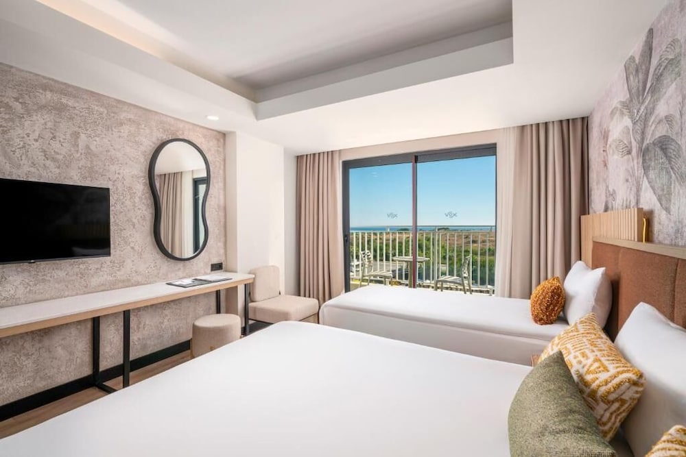Vox Maris Resort- Ultra All Inclusive — View in Side