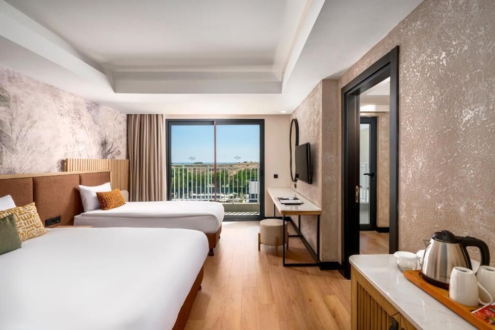Vox Maris Resort- Ultra All Inclusive — View in Side