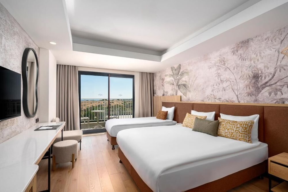 Vox Maris Resort- Ultra All Inclusive — View in Side