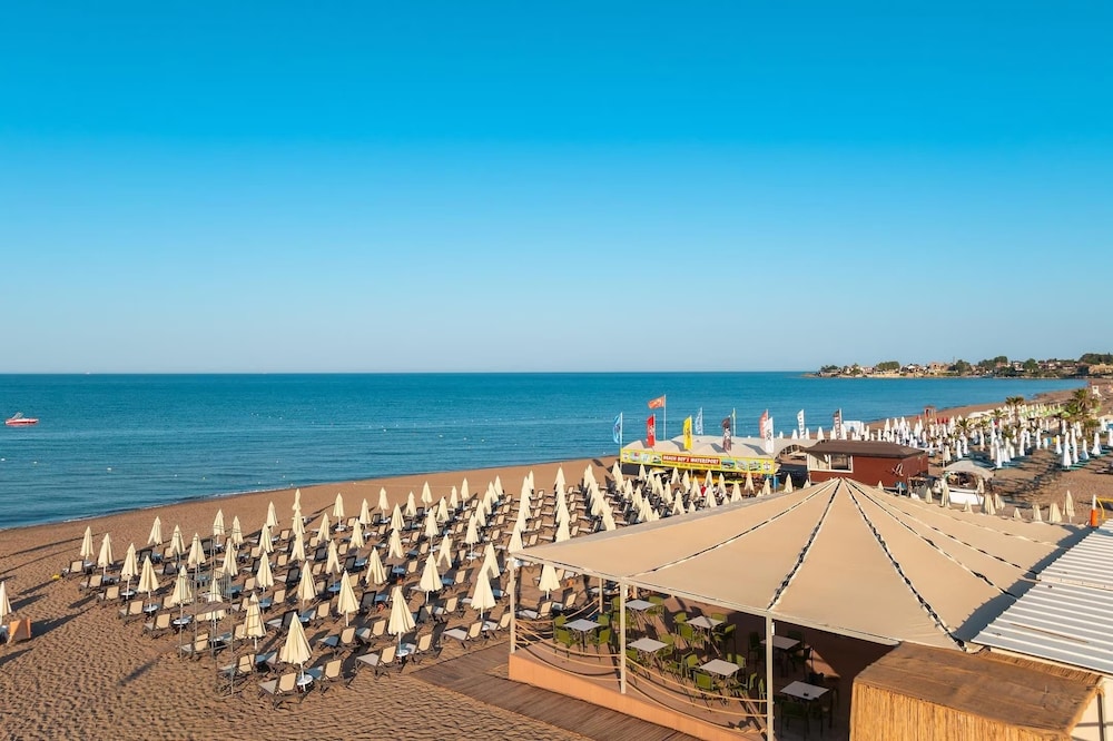 Vox Maris Resort- Ultra All Inclusive — Outdoor in Side