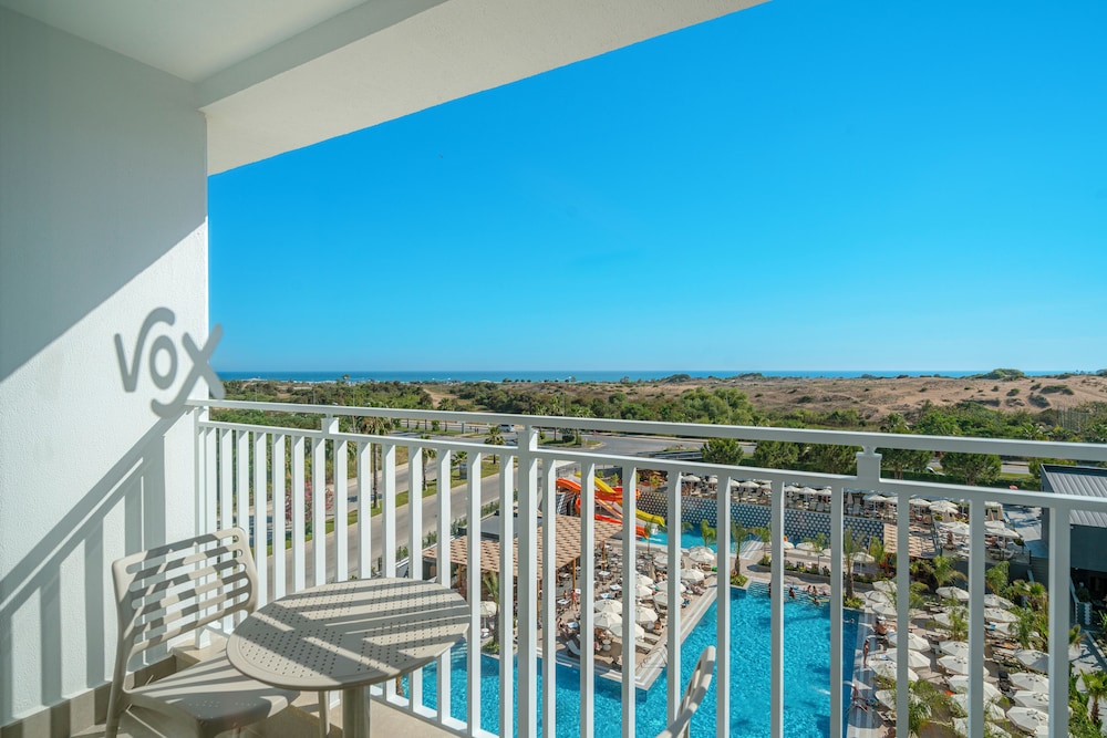 Vox Maris Resort- Ultra All Inclusive — View in Side