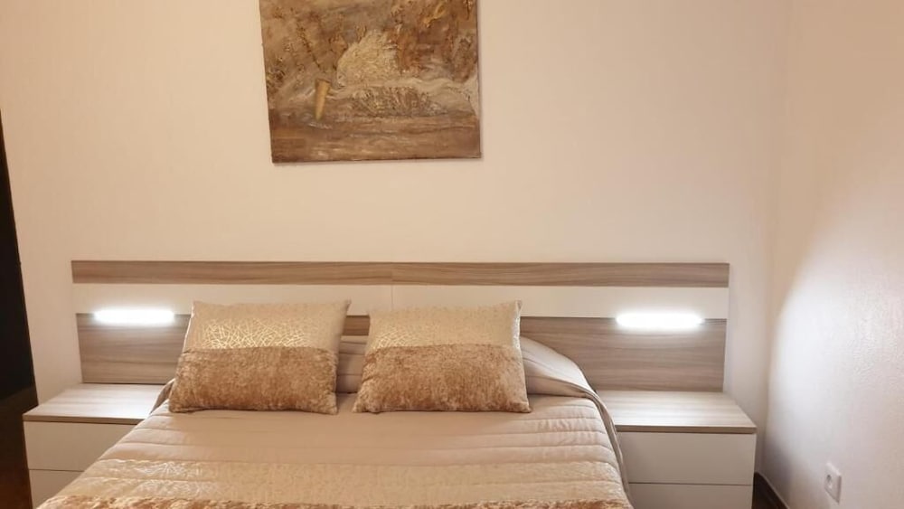 Monte Gordo Hotel Apartamentos & Spa — Hotel rooms in Monte Gordo, Faro