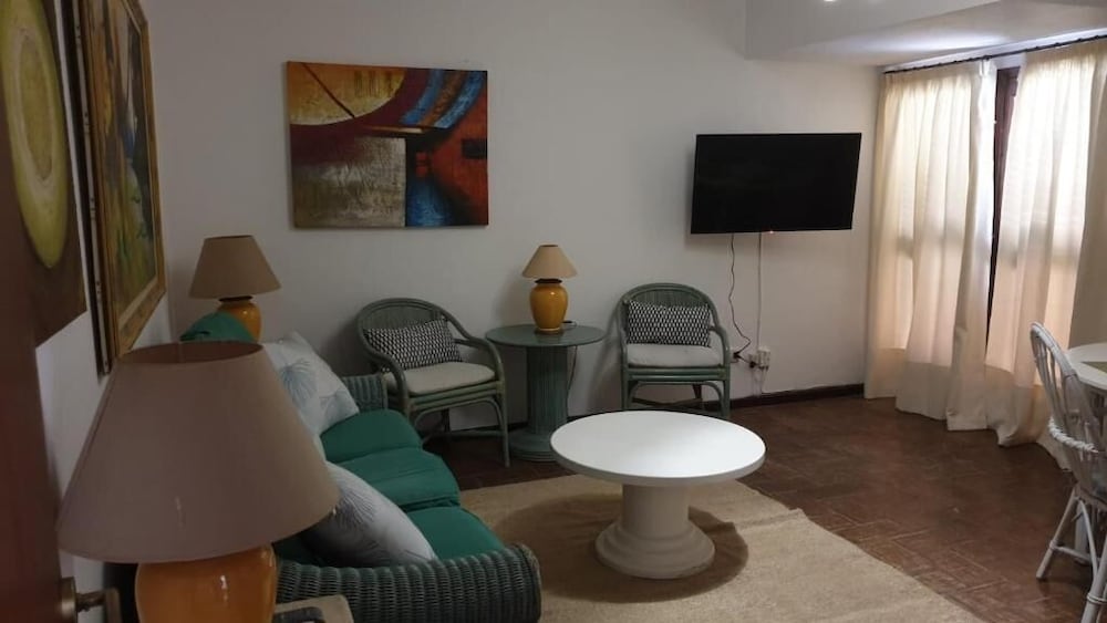 Monte Gordo Hotel Apartamentos & Spa — Hotel rooms in Monte Gordo, Faro