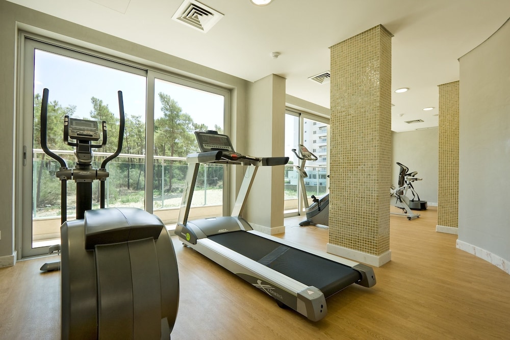 Monte Gordo Hotel Apartamentos & Spa — Sports & recreation in Monte Gordo, Faro