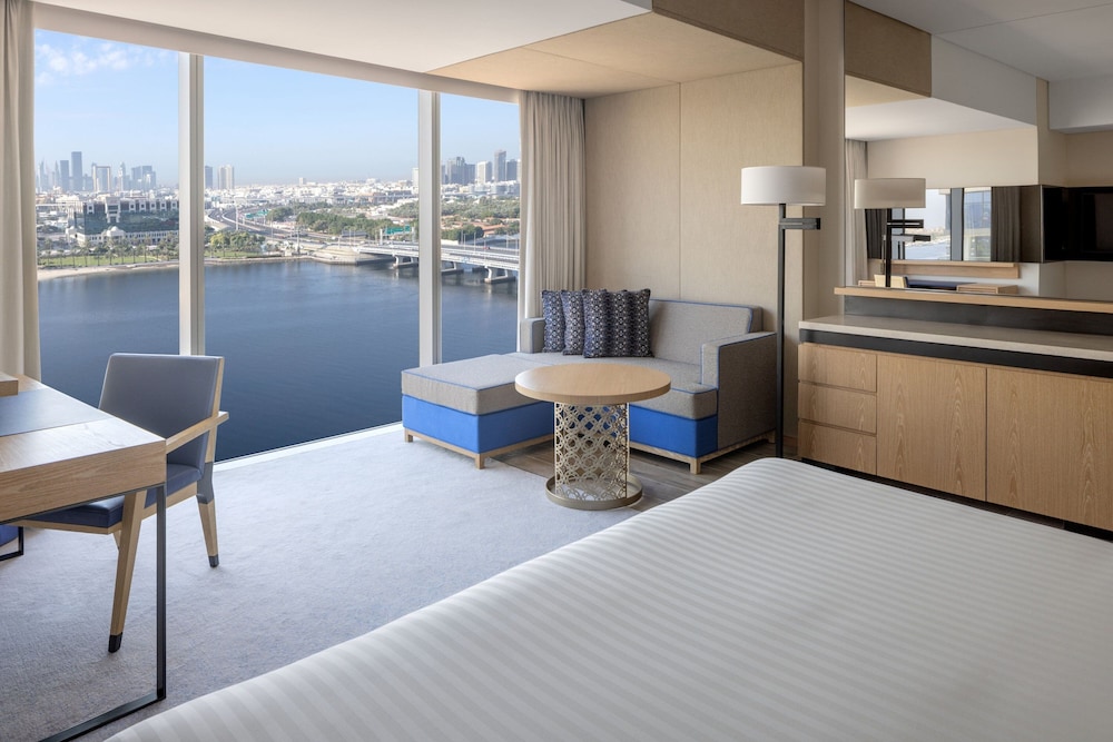 Marriott Marquis Dubai Creek — Hotel rooms in Dubai