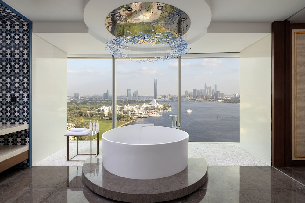 Marriott Marquis Dubai Creek — Hotel rooms in Dubai