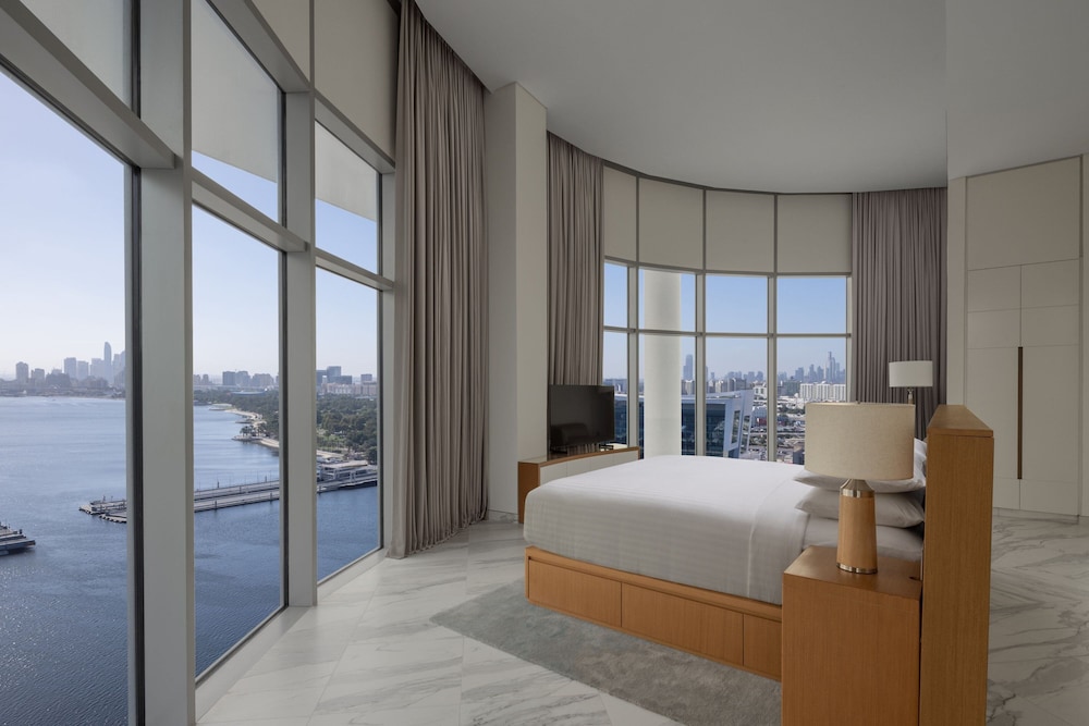 Marriott Marquis Dubai Creek — Hotel rooms in Dubai