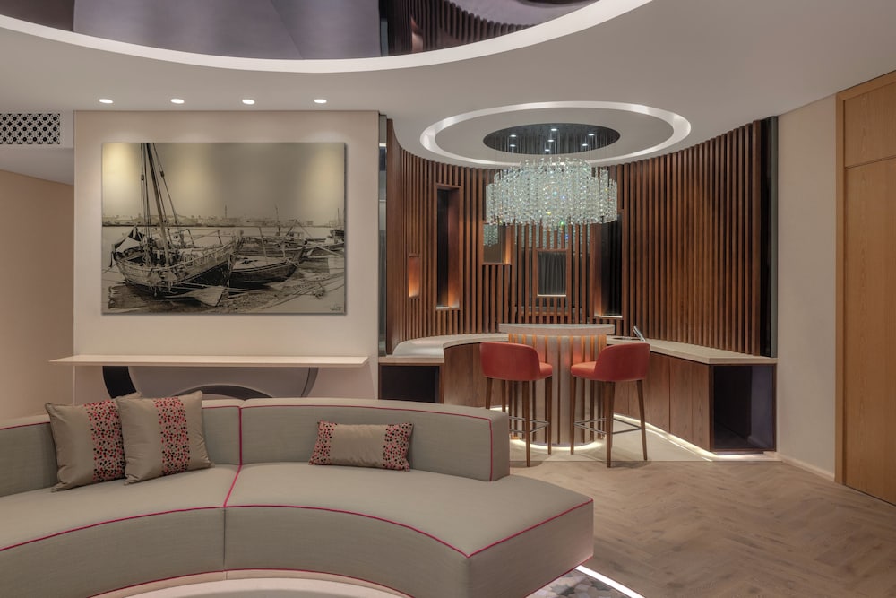 Marriott Marquis Dubai Creek — Restaurant & bars in Dubai