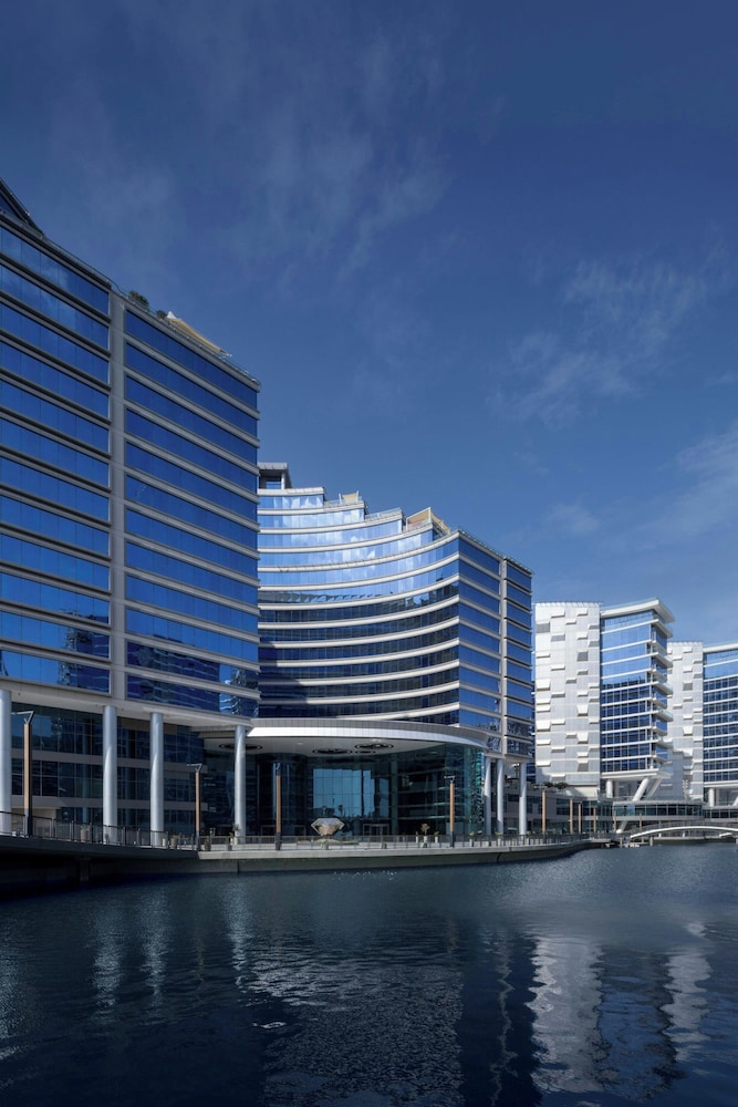Marriott Marquis Dubai Creek — Hotel building in Dubai
