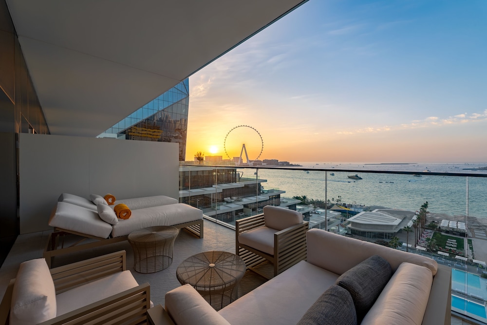 FIVE LUXE — Hotel rooms in Dubai