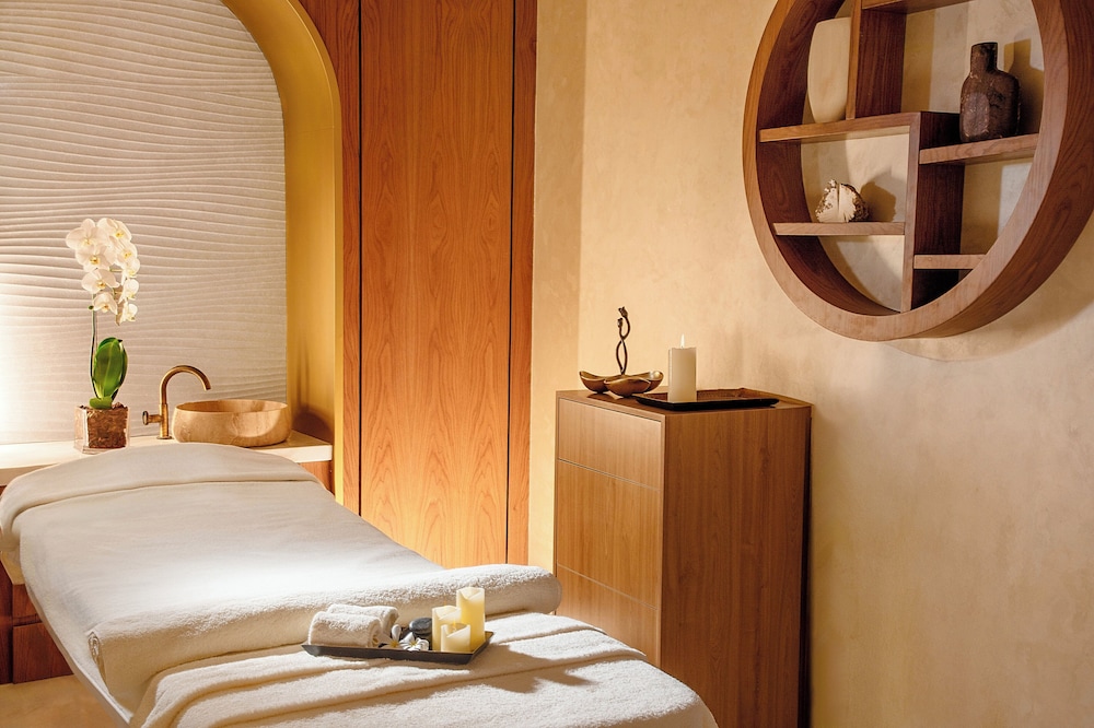 The Biltmore Hotel Villas, Dubai — Hotel rooms in Dubai