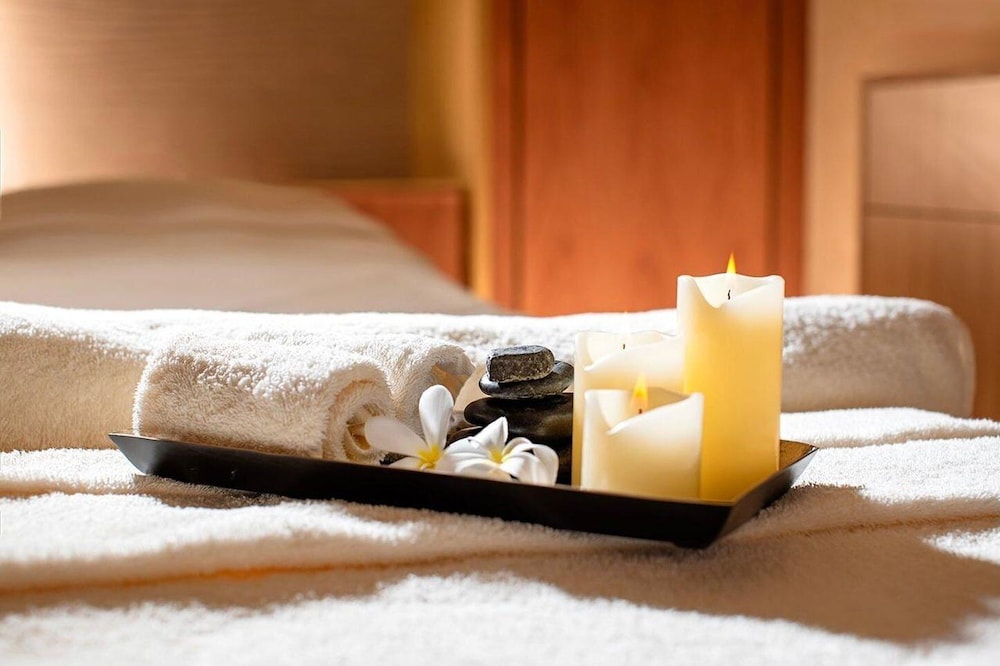 The Biltmore Hotel Villas, Dubai — Hotel rooms in Dubai