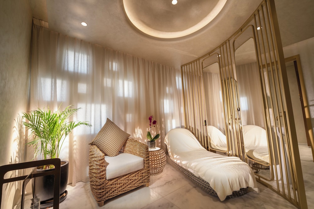 The Biltmore Hotel Villas, Dubai — Hotel rooms in Dubai