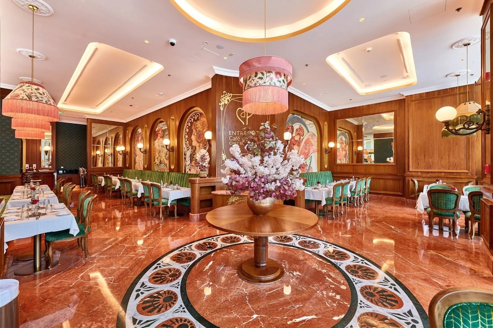 The Biltmore Hotel Villas, Dubai — Restaurant & bars in Dubai