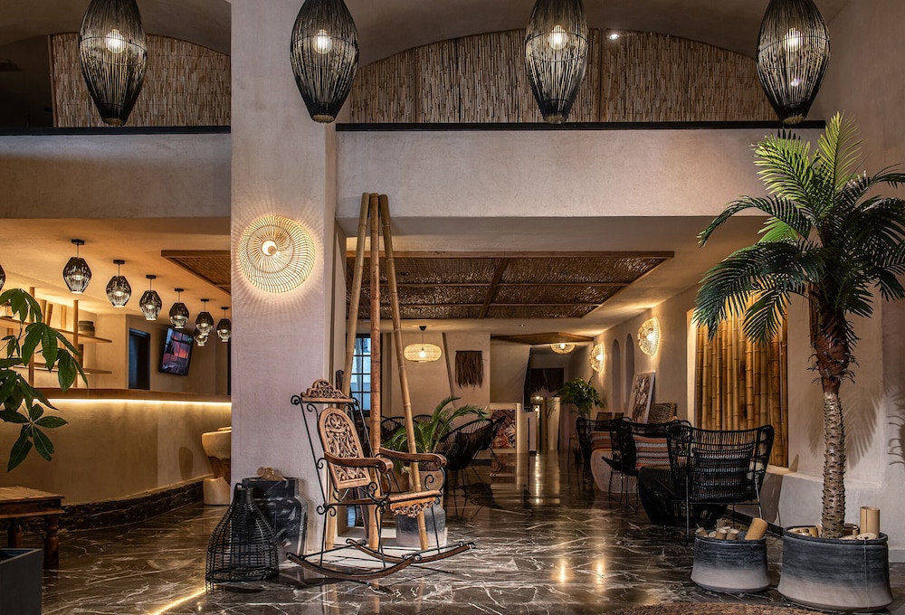 Indigo Inn Casa - Adults Only — Restaurant & bars in Hersonissos