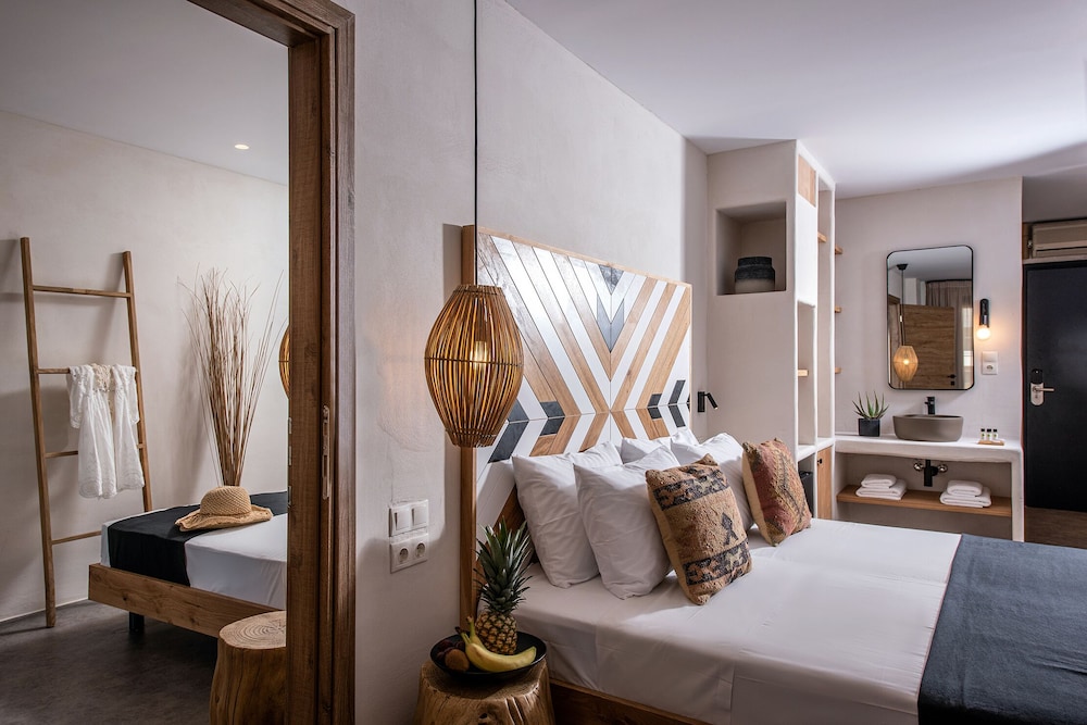 Indigo Inn Casa - Adults Only — Hotel rooms in Hersonissos
