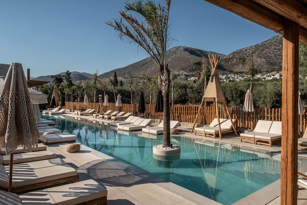 Indigo Inn Casa - Adults Only — Swimming pool in Hersonissos