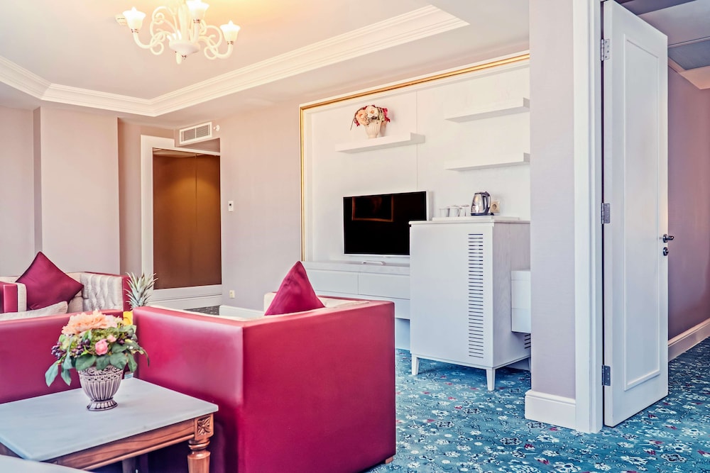 Royal Taj Mahal - All Inclusive — Rooms in Side