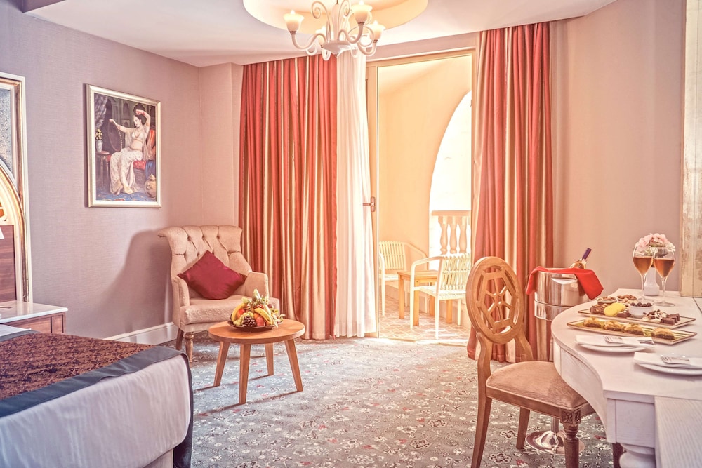 Royal Taj Mahal - All Inclusive — Rooms in Side