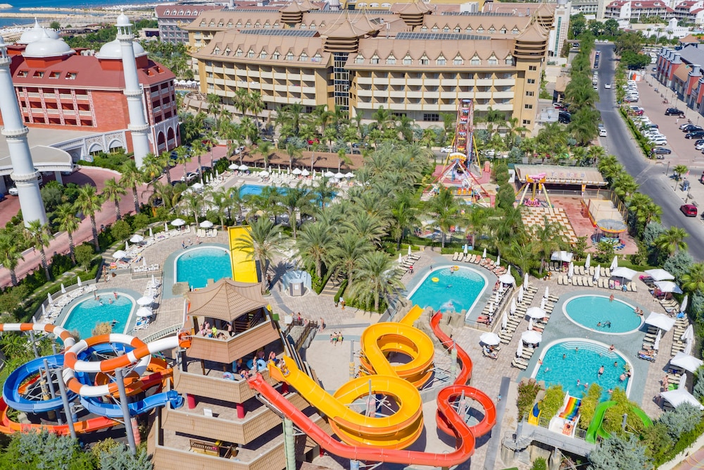 Royal Taj Mahal - All Inclusive — On-site activities in Side