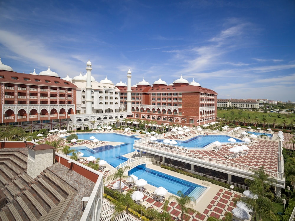 Royal Taj Mahal - All Inclusive — View in Side