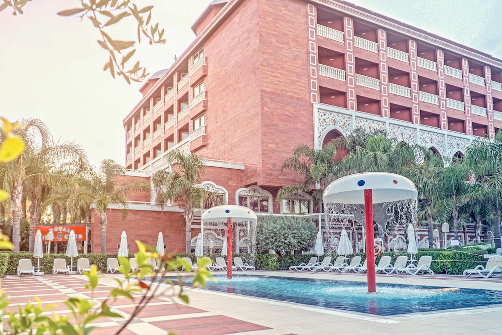 Royal Taj Mahal - All Inclusive — Outdoor in Side