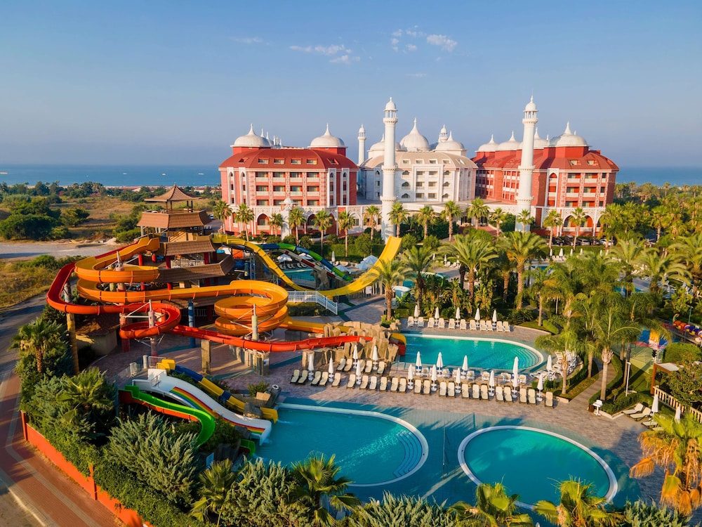Royal Taj Mahal - All Inclusive — Outdoor in Side