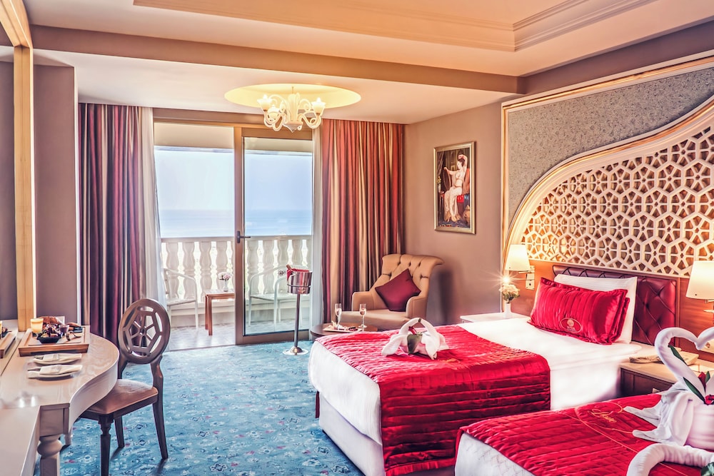 Royal Taj Mahal - All Inclusive — Rooms in Side