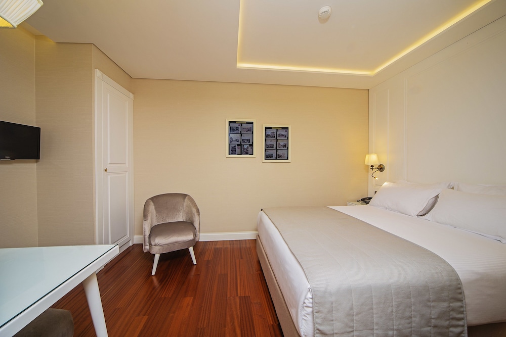 Ada Karakoy Hotel - Special Class — Hotel rooms in Istanbul, Istanbul